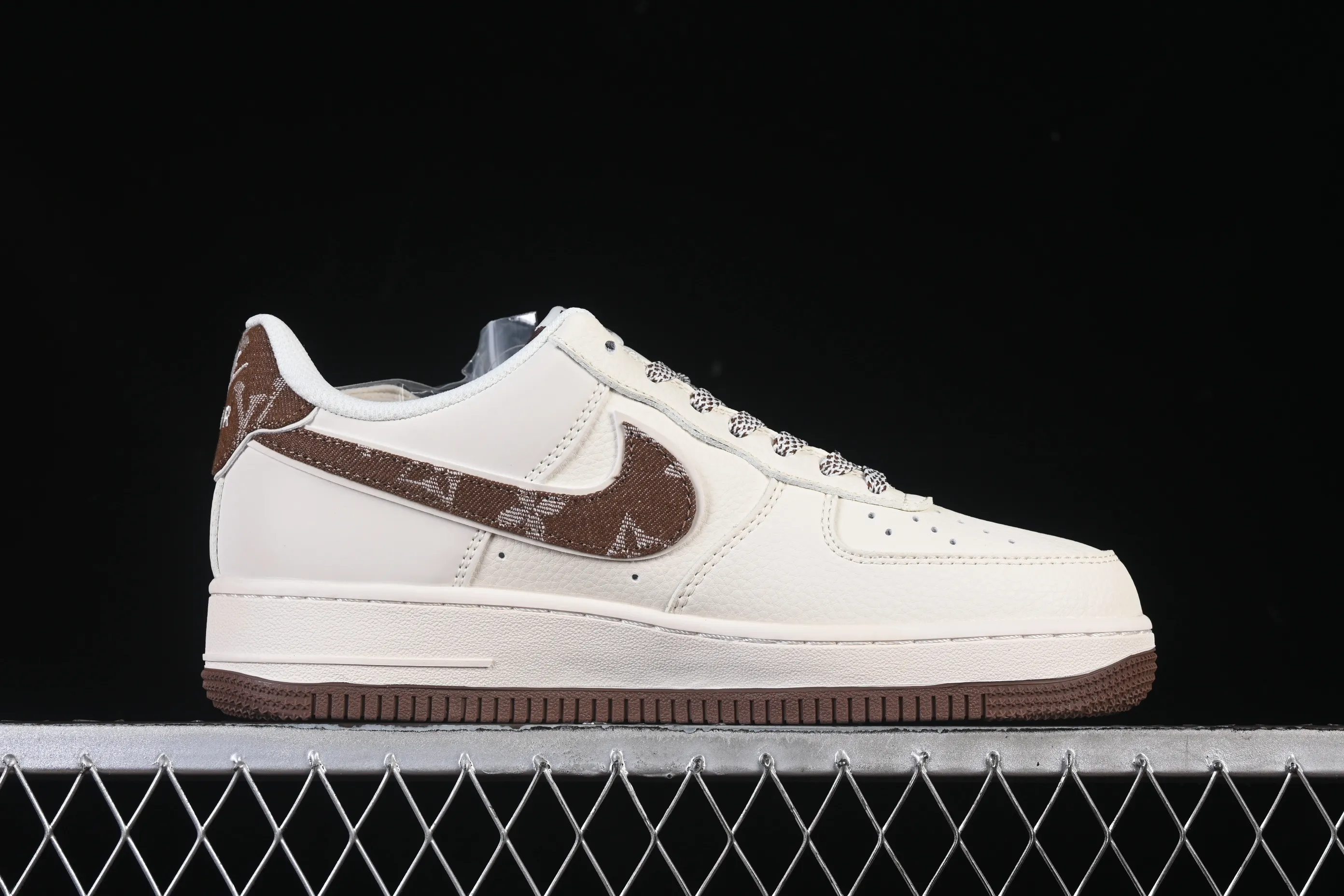 All categories Nk Air Force 1 Air Force series Nk Air Force 1 Low Air Force low-top Nike Air Force 1'07 Low LV joint beige denim hook Air Force 1 low-top casual sneakers SM6668-109